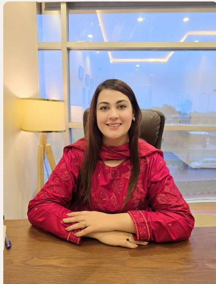 Dr. Zenab Bokhari, BDS